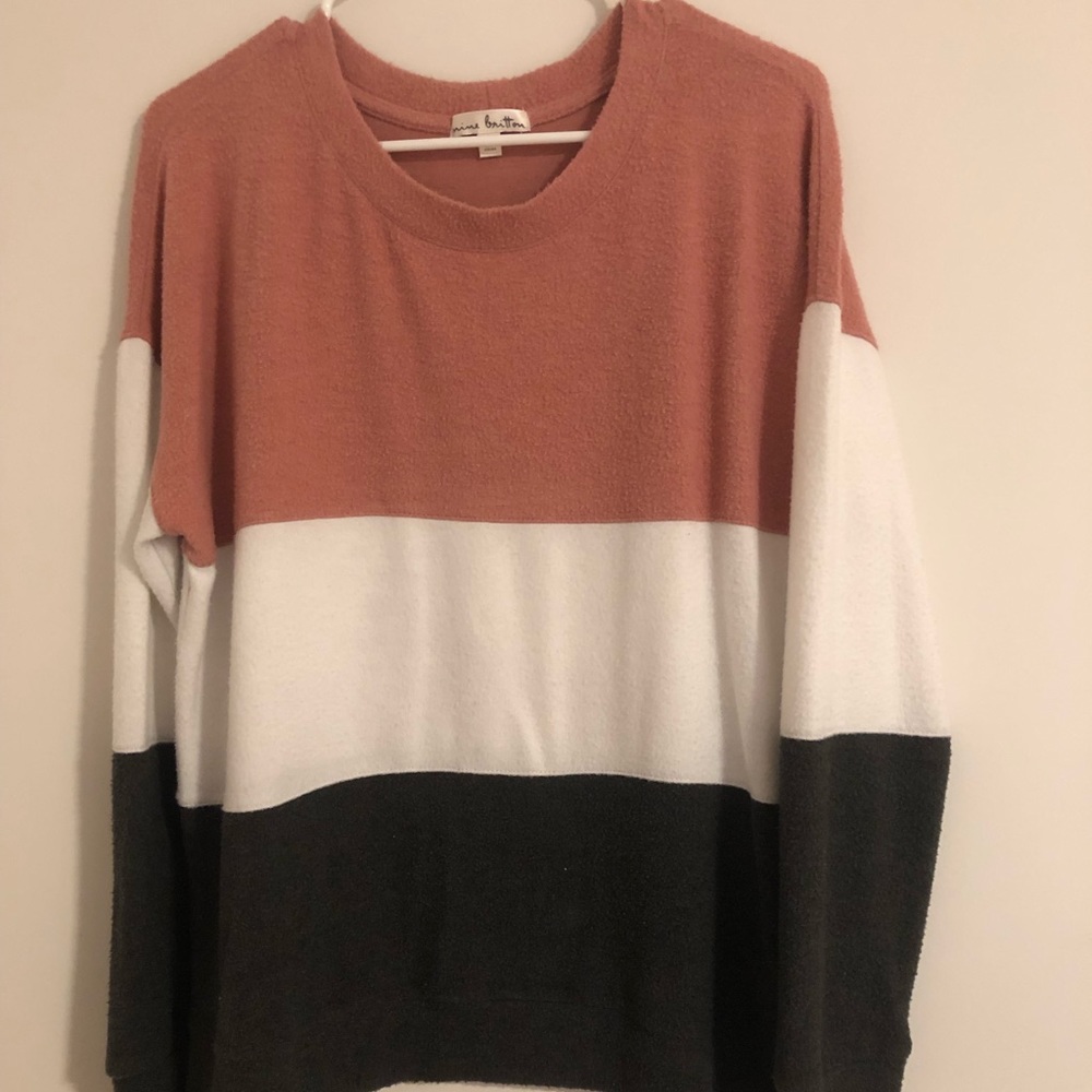 Boutique brand 3 color  block sweater